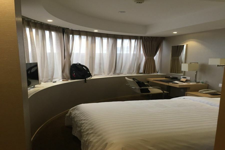 นิว ไดนาสตี้ โฮเต็ล Hotel ไคเฟิง ภายนอก รูปภาพ